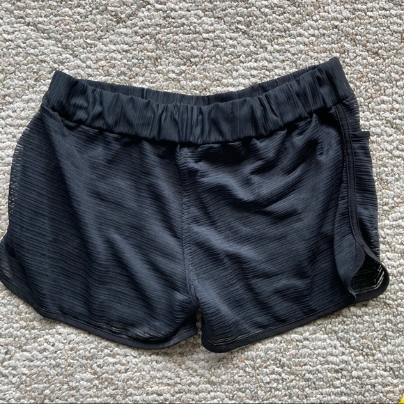 5/$15 Aloha Maui Sheer Black Striped Coverup Shorts Large - Picture 2 of 9